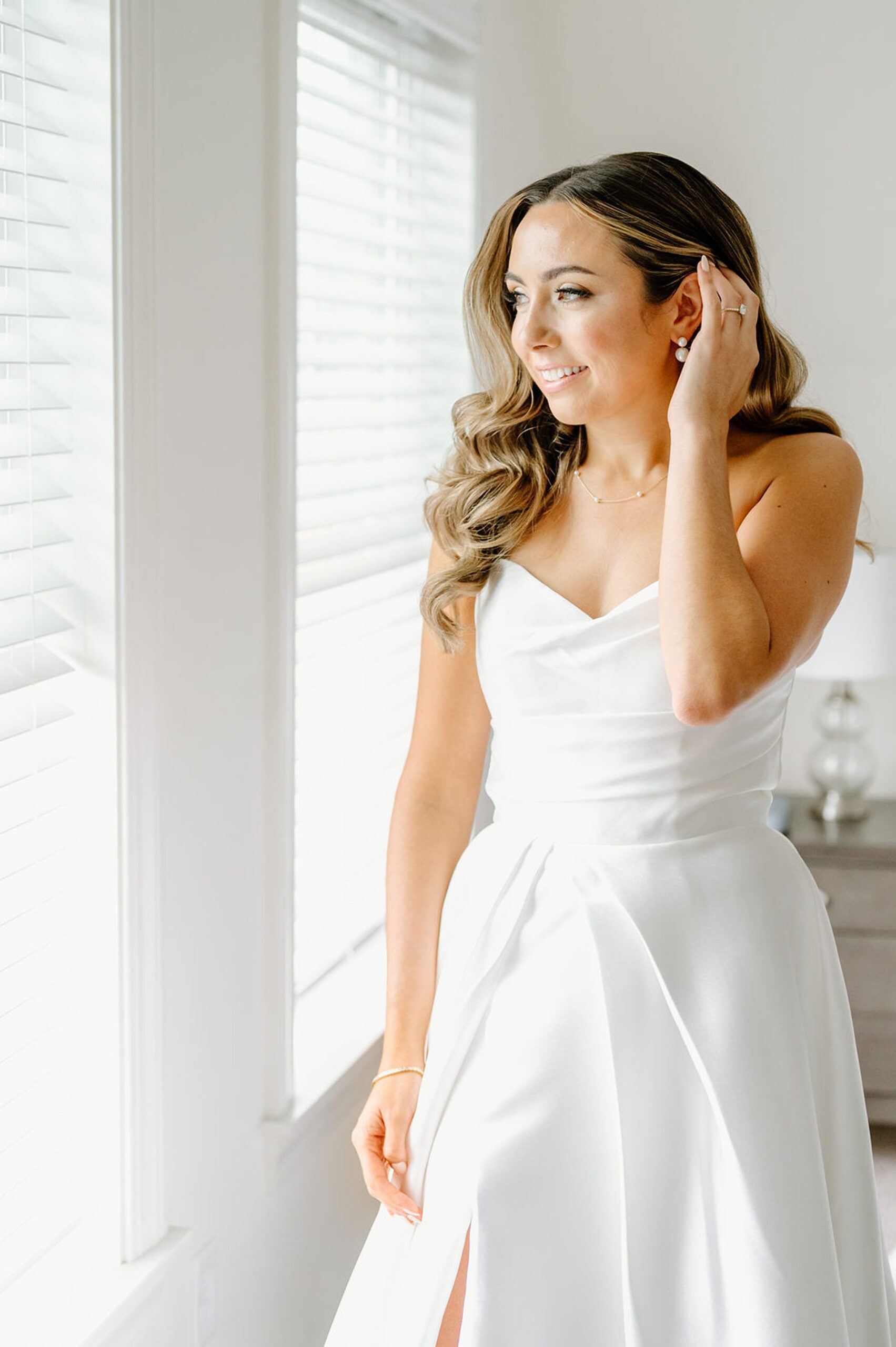 Tips for wedding day getting ready photos
