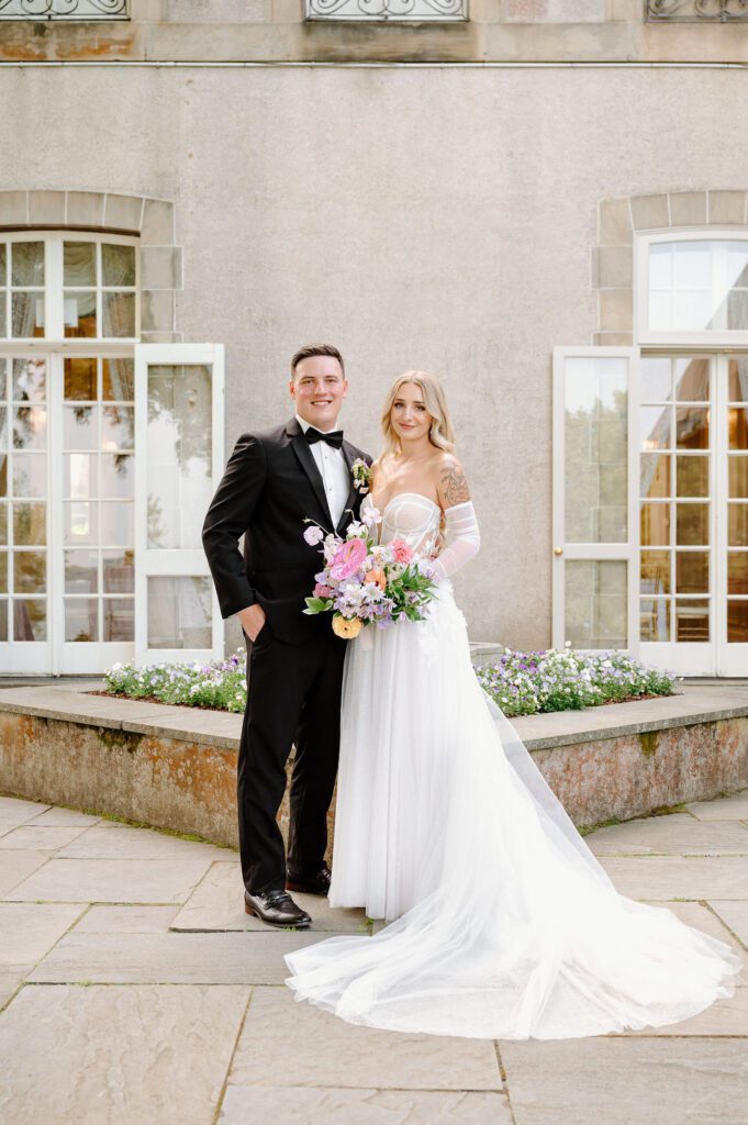 Romantic wedding portraits at Glen Manor House in Rhode Island
