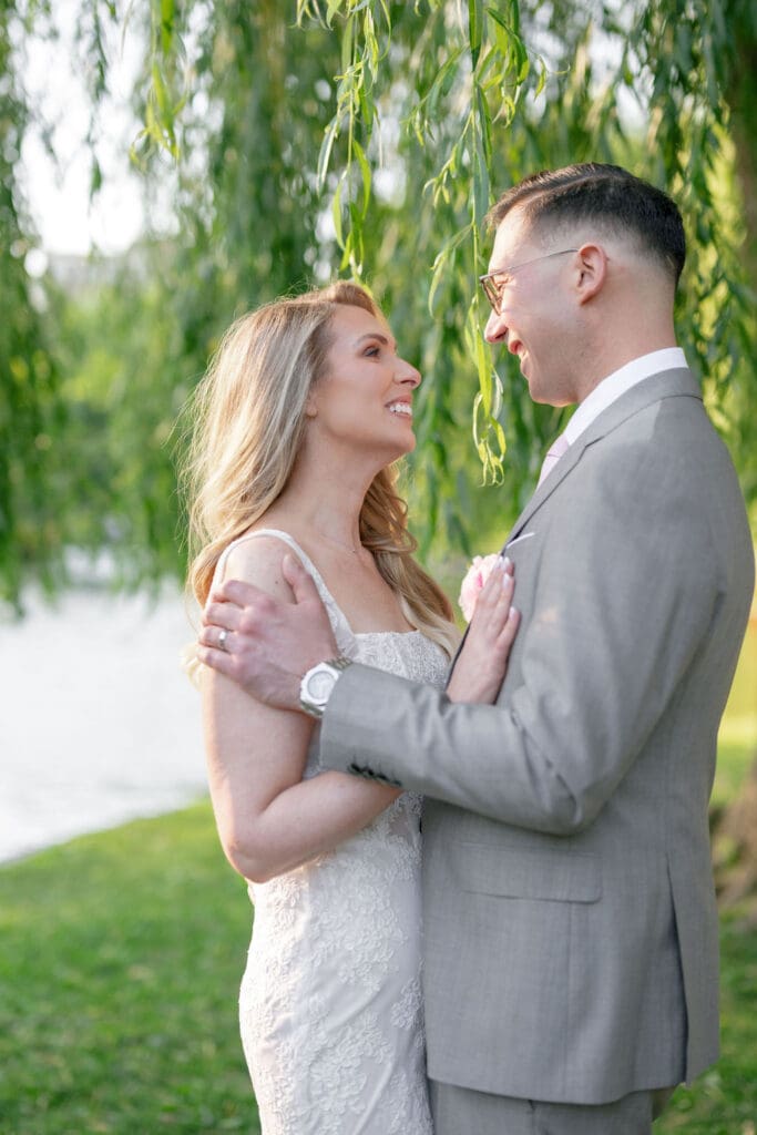 Romantic wedding portrait in the Boston Public Garden