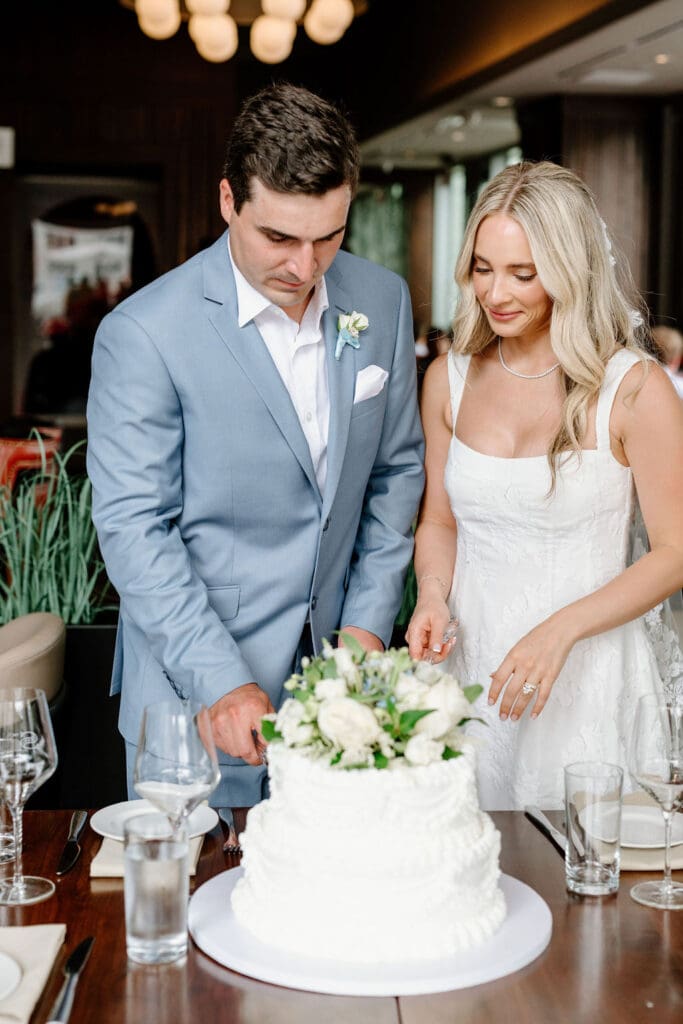 Wedding cake cutting at SAVR Boston